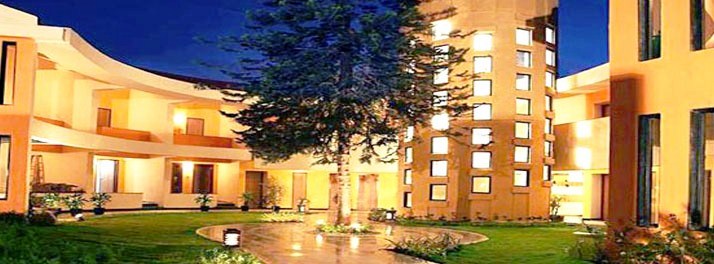 Sahil Sarovar Portico - Lonavala 01.jpg